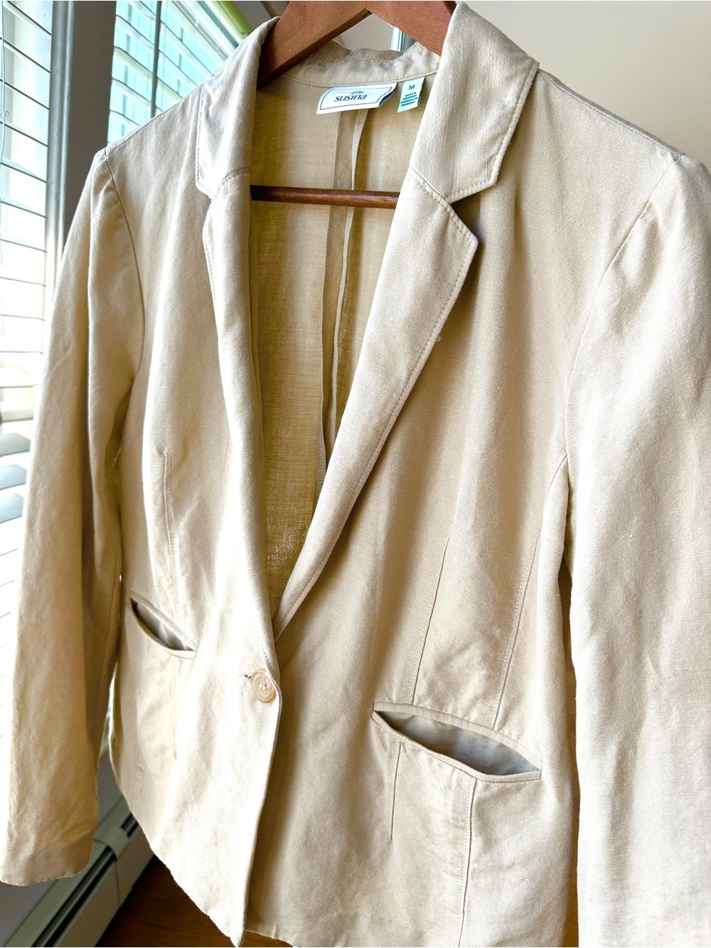Susina Light Beige Linen-Blend Blazer with Single Button Closure, Fitted